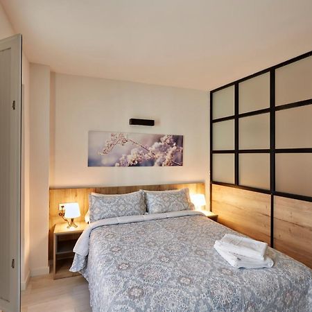 Apartamentos Abastos Logroño Exteriör bild